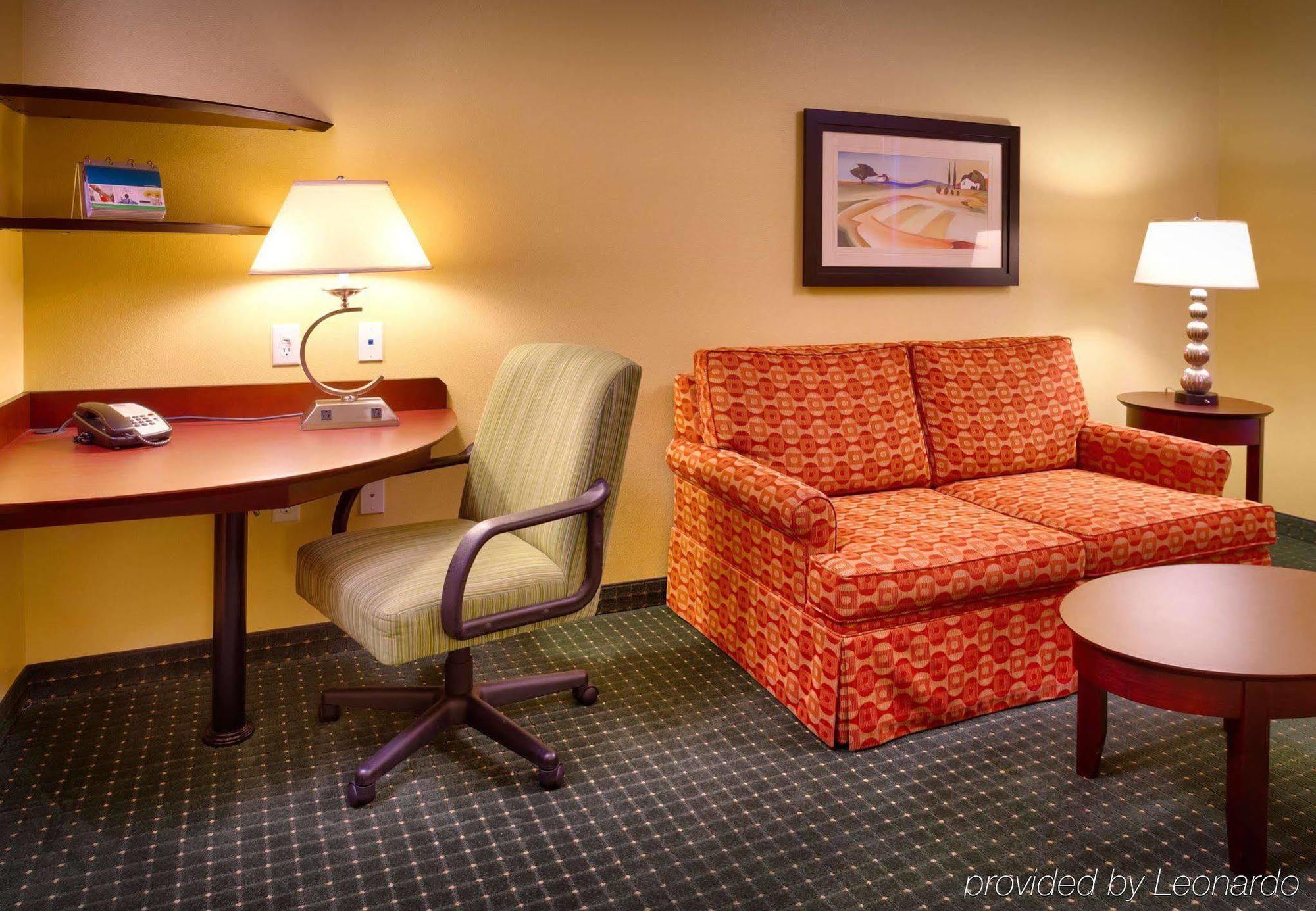 ทาวน์เพลส สวีท บอยส์เวสต์/เมริเดียน Hotel เมอริเดียน ภายนอก รูปภาพ